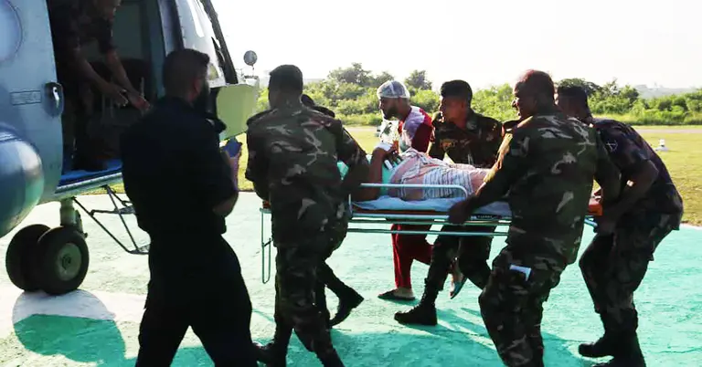 আহত বিজিবি সদস্যকে ঢাকায় স্থানান্তর করা হচ্ছে